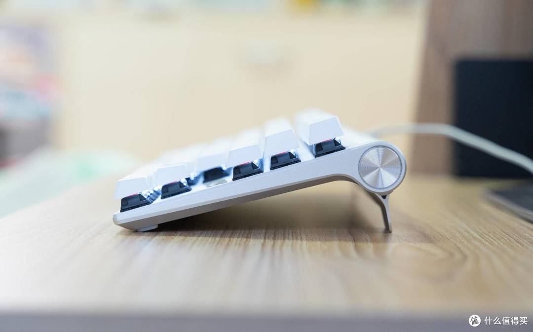 Cherry MX BOARD 8.0 机械键盘&Cherry MC 8.1 RGB游戏鼠标评测
