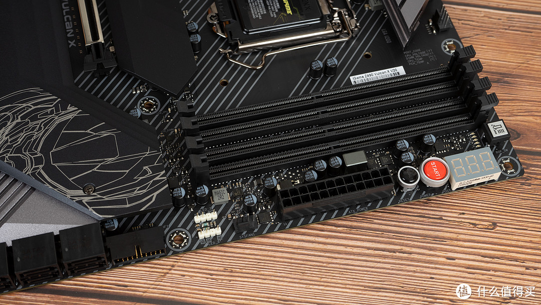 iGame Z490 Vulcan X主板新BIOS体验，附i7-10700K风冷超频和降压测试