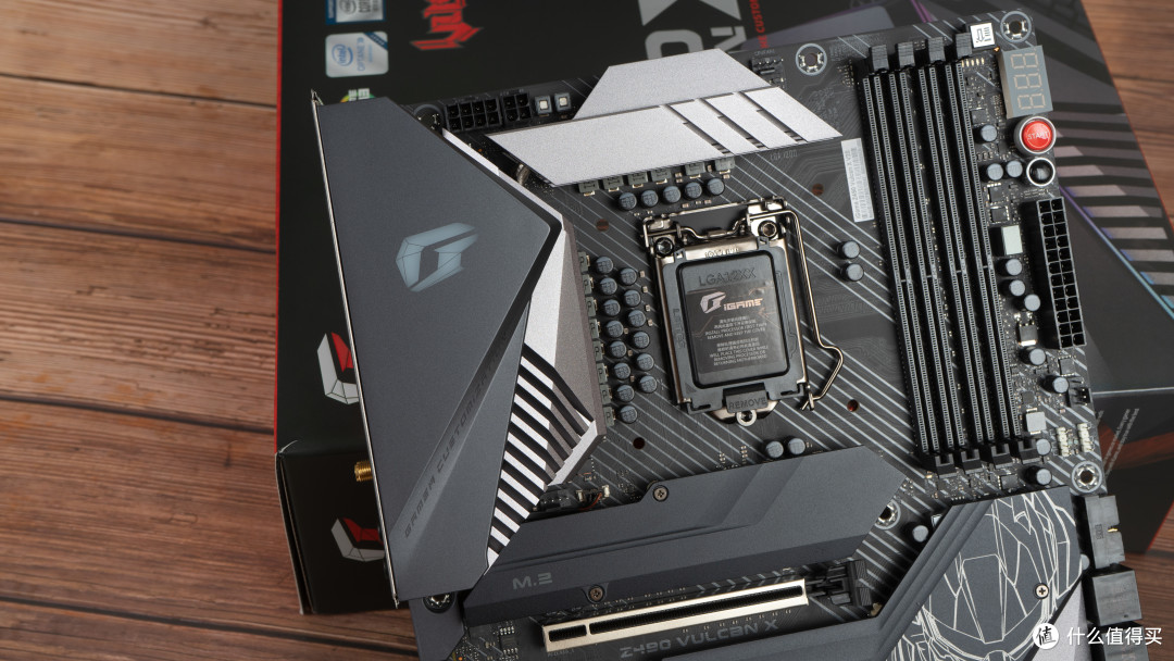 iGame Z490 Vulcan X主板新BIOS体验,附i7-10700K风冷超频和降压测试