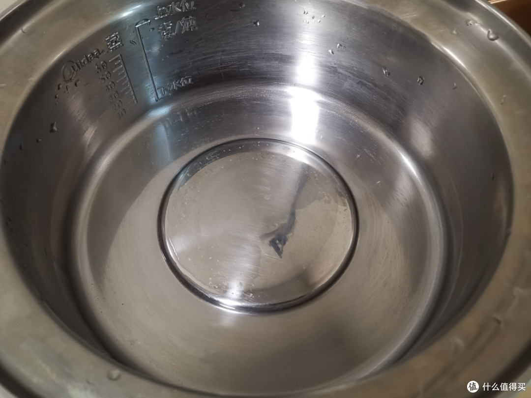 为什么水垢逼着大家买过滤器,茶垢却成为了历史包浆?