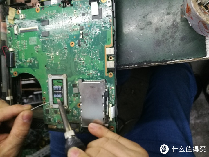 笔记本NEC大电容维修教程(解决CPU电压不稳,开机进系统掉电问题)