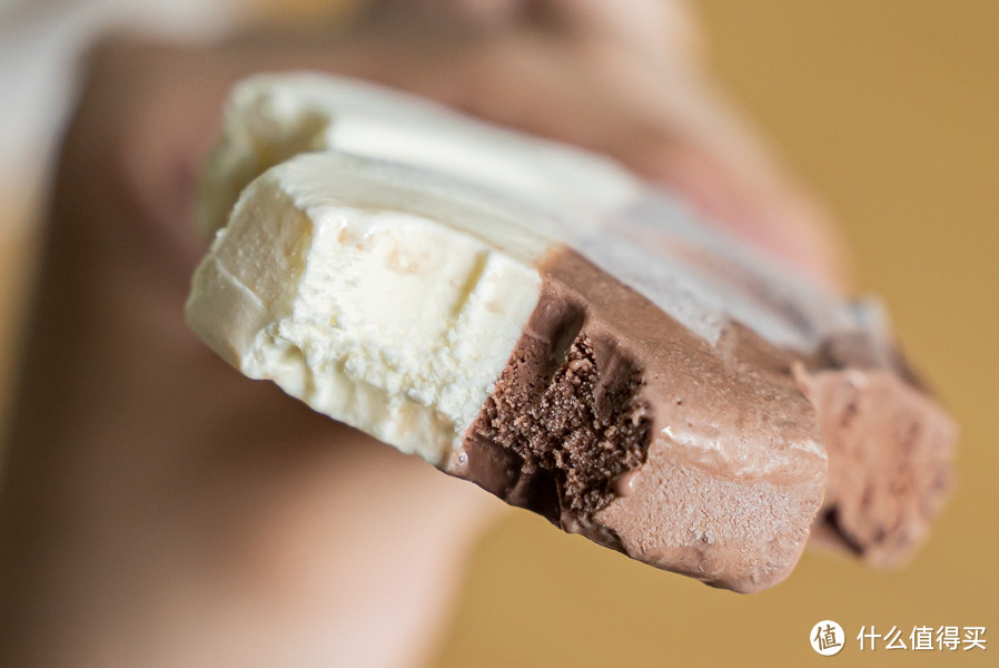 用上50%鲜奶做成的冰淇淋，滑进嘴里就没了
