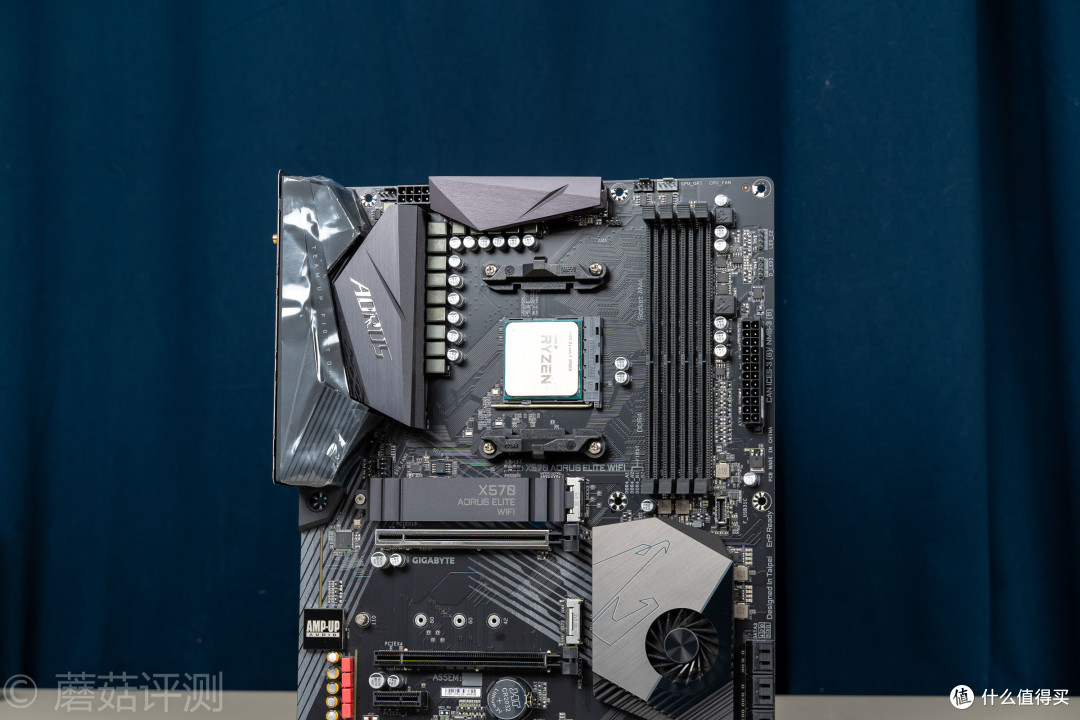 外观精致，性能强大、3700X+1660Super的高U低显装机 体验
