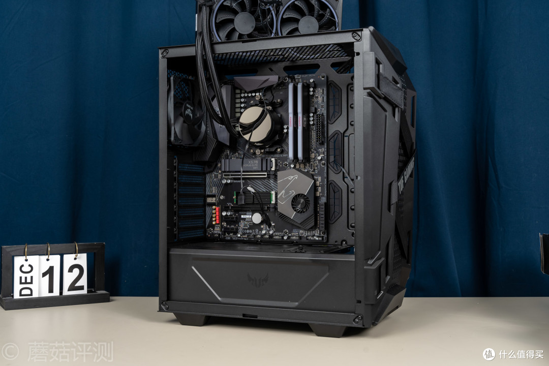 外观精致，性能强大、3700X+1660Super的高U低显装机 体验