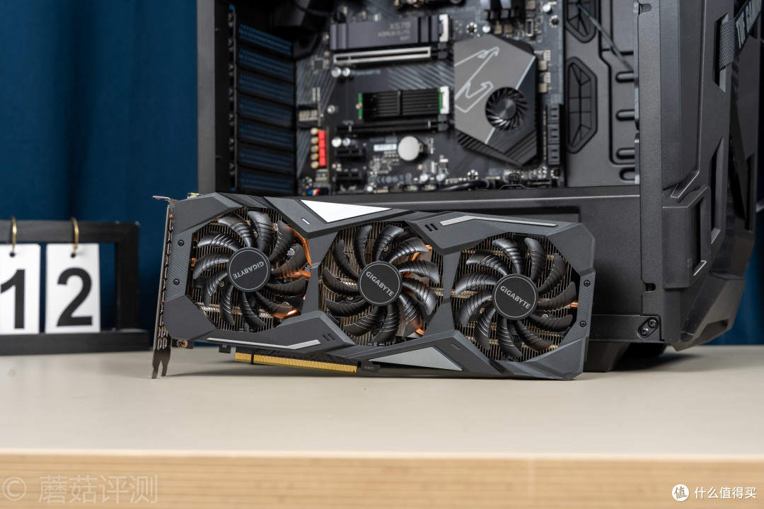 外观精致，性能强大、3700X+1660Super的高U低显装机 体验
