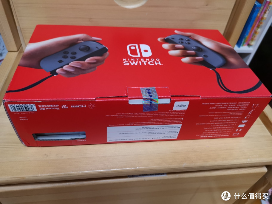 天猫任天堂官方店618入手国行switch简简简开箱