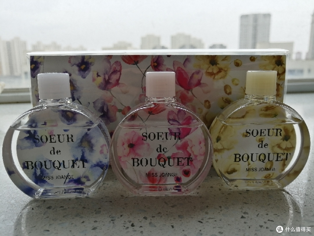 miss joanna soeur de bouquet