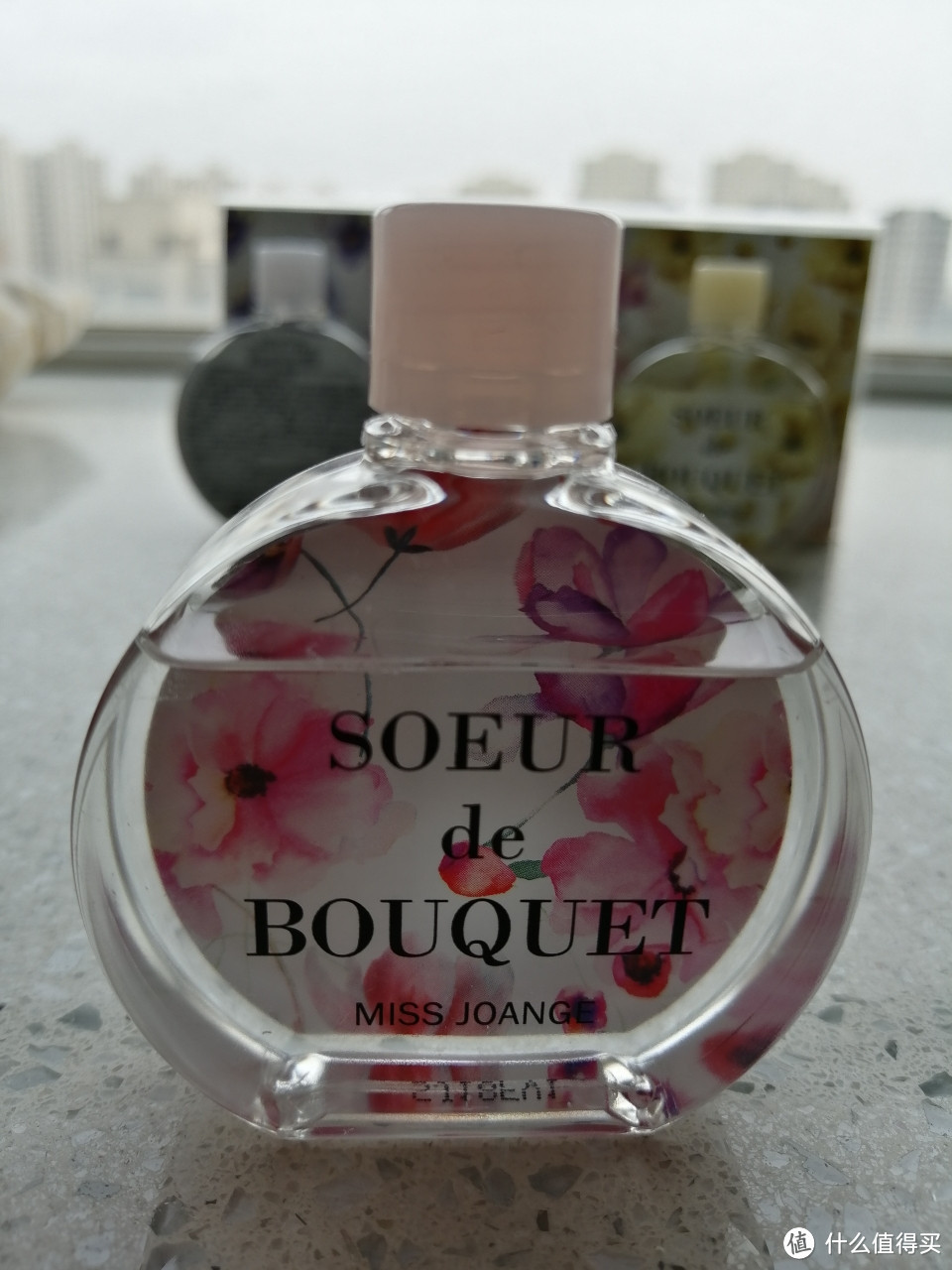 miss joanna soeur de bouquet