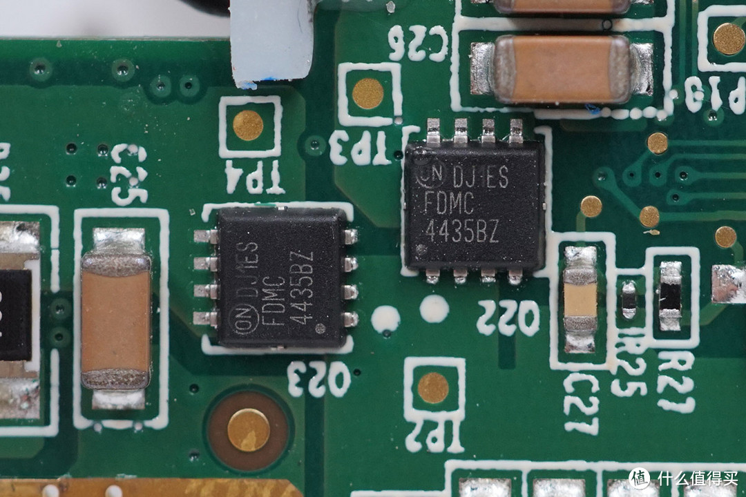 拆解报告:ASUS华硕Type-C 五合一多功能扩展坞ADSU001