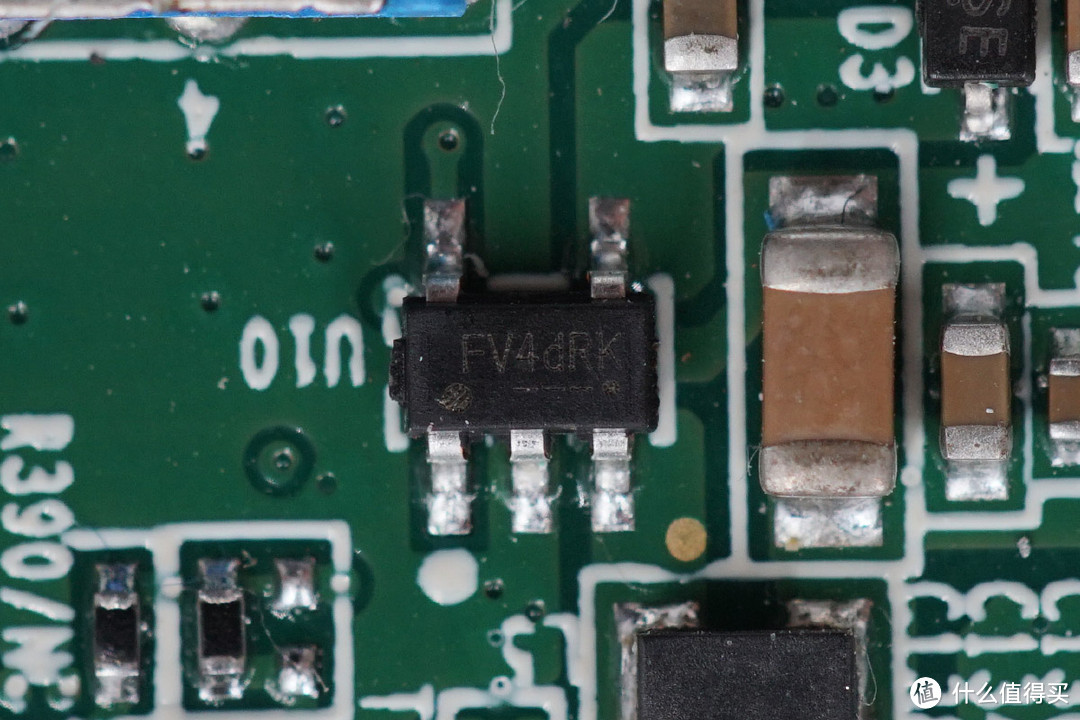 拆解报告:ASUS华硕Type-C 五合一多功能扩展坞ADSU001