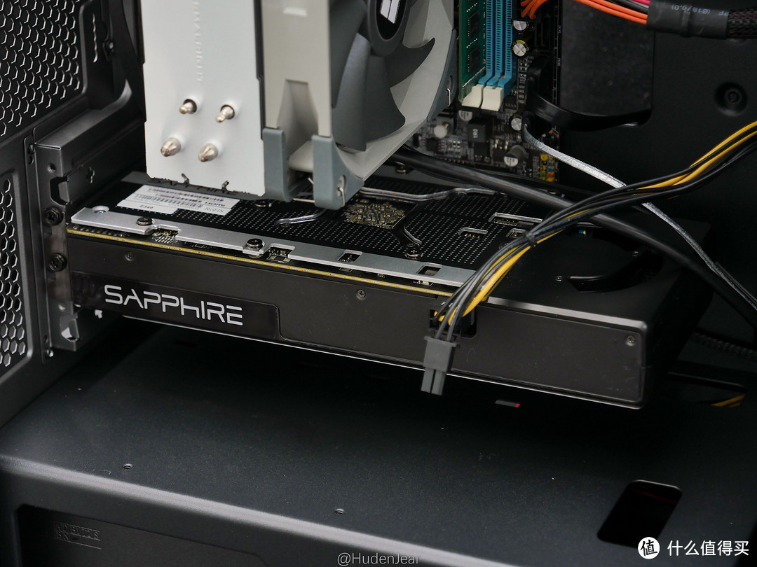 捡垃圾i3 9100f+RX470 装机,仅需1500就能玩3A!