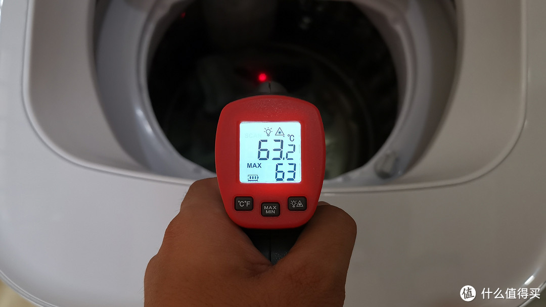 米家3Kg婴童专属洗衣机：性能适中，蒸煮除菌洗护更放心