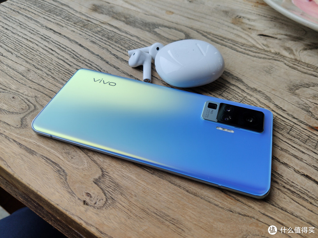 爱上自拍的专业影像旗舰手机——vivo X50 Pro