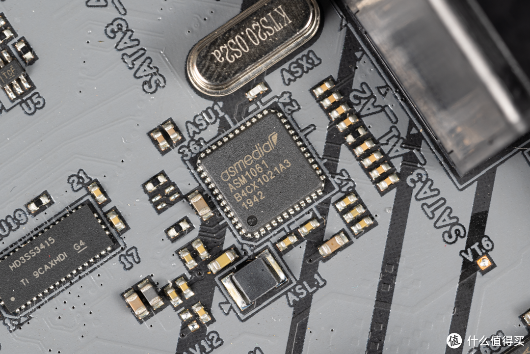能上 Xeon 的 LGA1200 主板，华擎 W480 Creator 拆解评测
