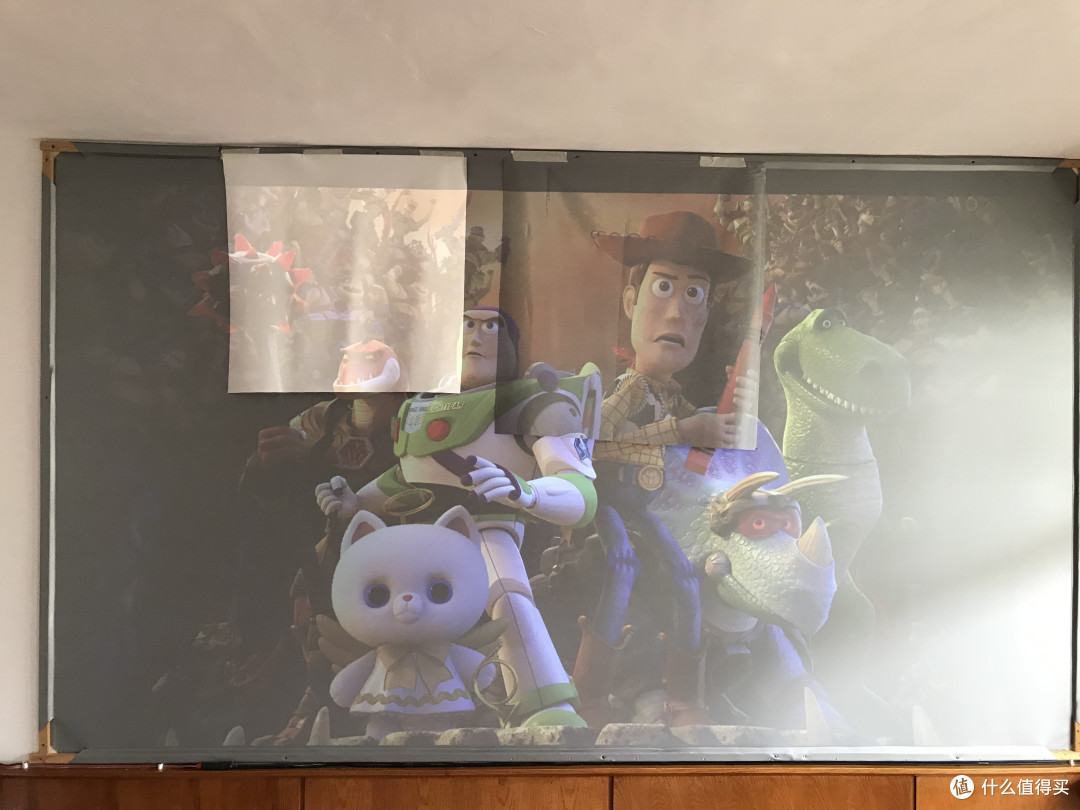 关于短焦 or 中长焦幕布的选购杂谈 —— 附不同幕布对比