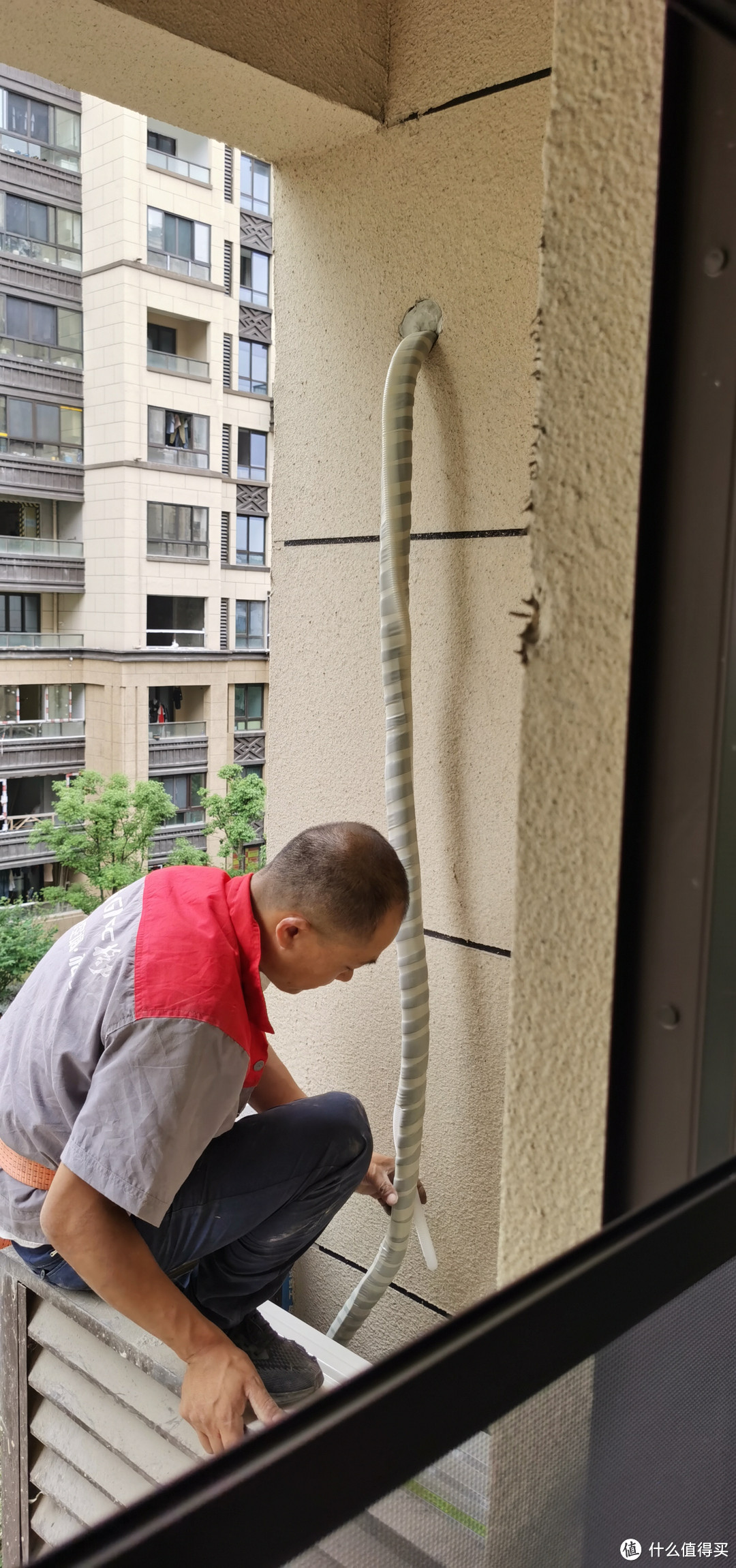 性价比很高的自住三室一厅全屋空调安装——格力空调、松下空调安装过程！