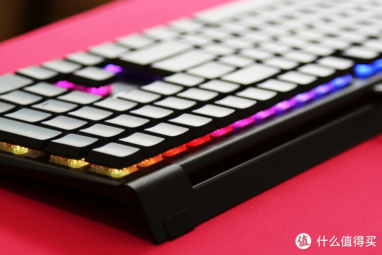 情怀与匠心的完美相遇:樱桃MX 10.0超薄机械键盘体验cherry mx board 10.0