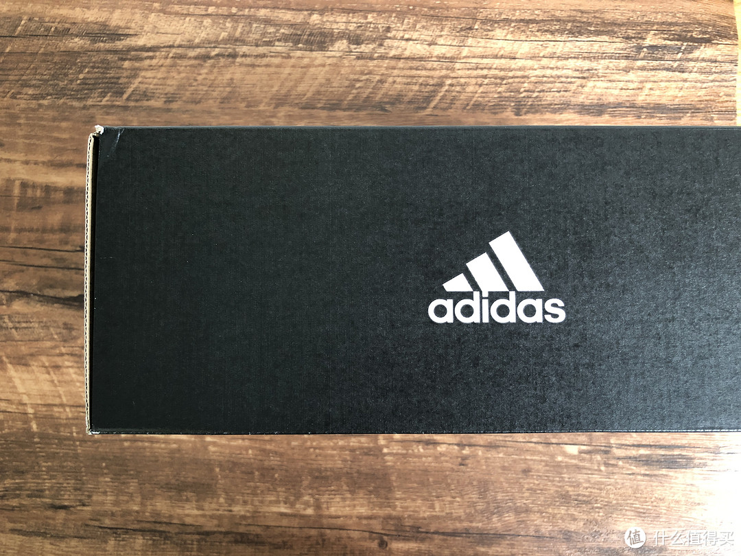 阿迪达斯UltraBOOST leather开箱