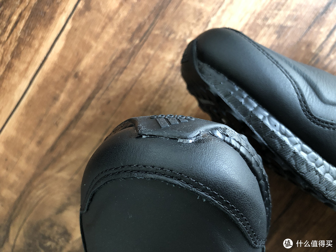 阿迪达斯UltraBOOST leather开箱