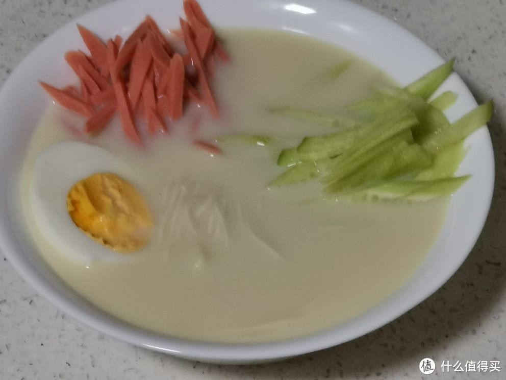 夏天韩国人爱吃的豆浆面,就是豆浆加面条呀