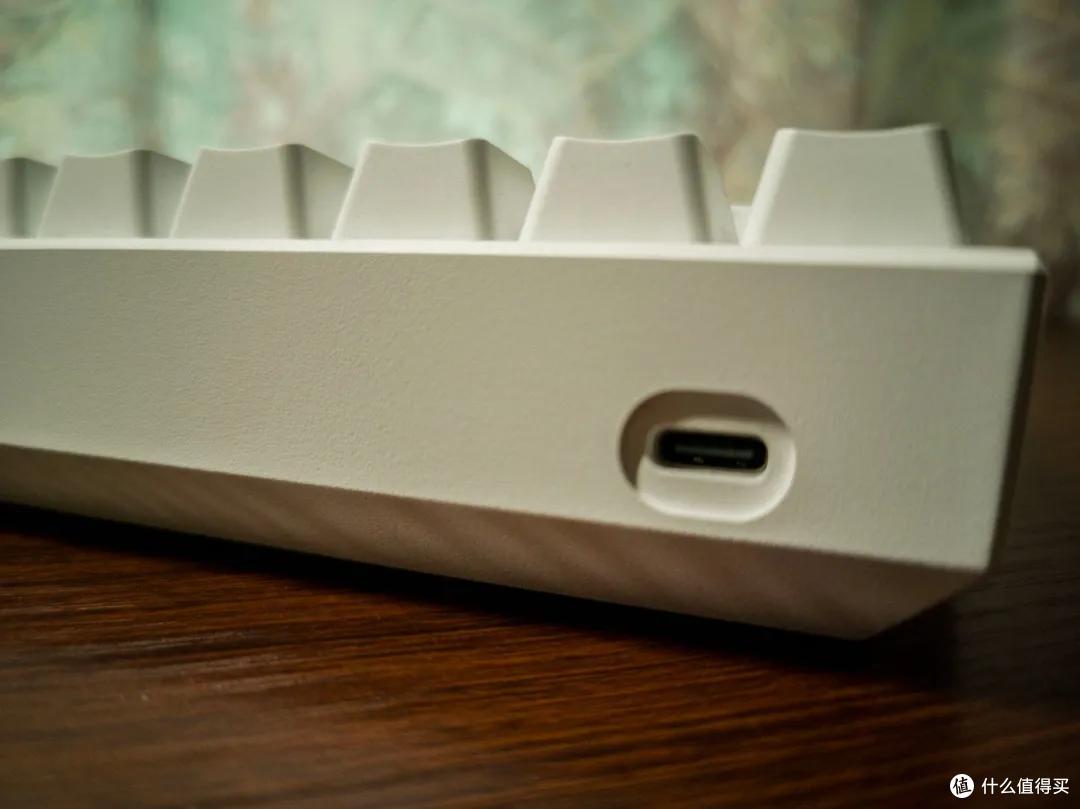 键盘评测｜小配列也能玩转RGB：Anne Pro 2评测（JRS玩机社）