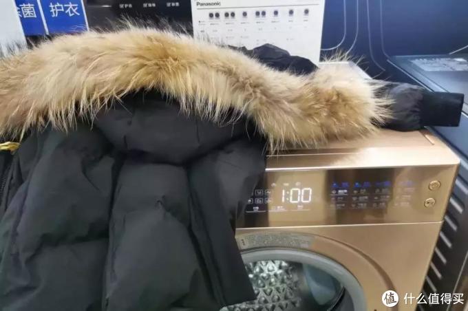 经过空气洗的羽绒服，能整个“蓬”起来