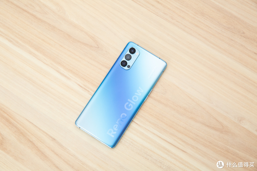 OPPO Reno4 Pro 5G手机上手体验，轻薄小巧设计吸睛