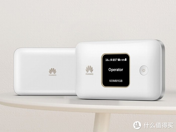 华为发布随身WiFi E5785便携无线路由器：续航12小时、双频300Mbps速率