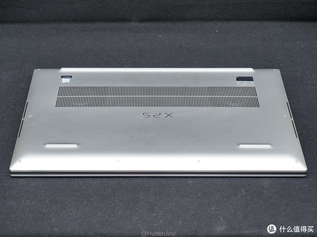 创作性能王对王：DELL XPS17-9700, MacBook Pro 16体验详细对比