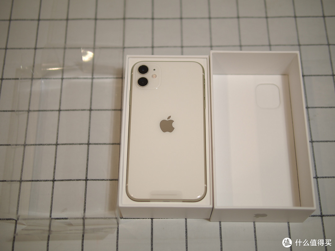 618上车拼多多体验漂移过弯——iPhone11开箱分享