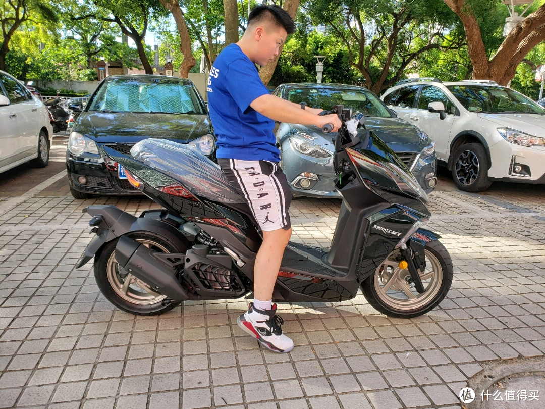 前有本田pcx后有雅马哈n-max，三阳drg158还有胜算么