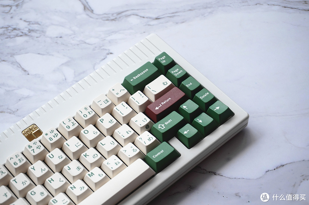 这套键帽顶三把ikbc？—GMK Camping R2二色键帽开箱体验