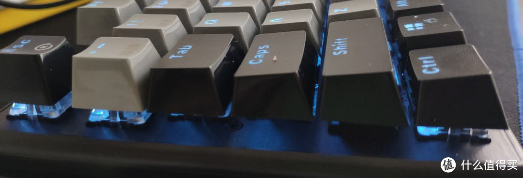 几十块钱就提高办公效率的新手机械键盘——黑峡谷GK706