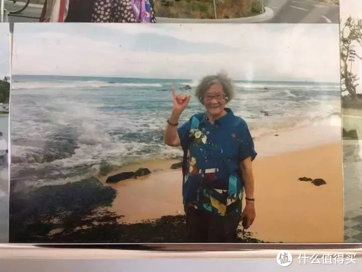 90岁奶奶卖房环游世界，网友刷屏点赞：等我老了也要这么酷！