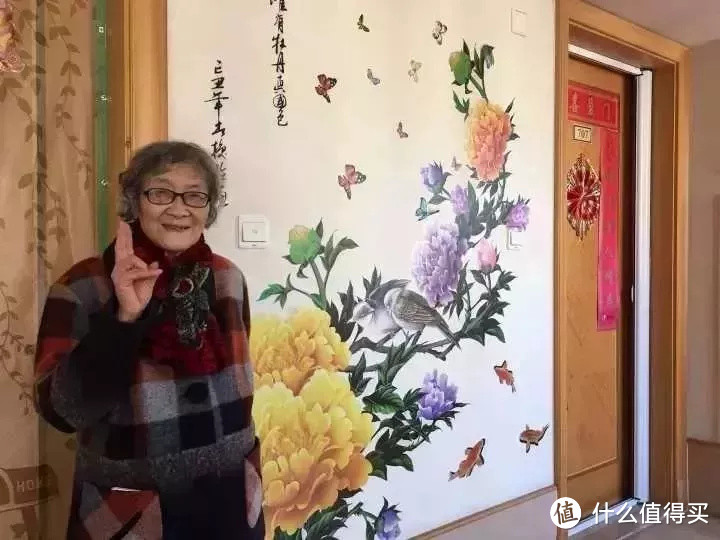 90岁奶奶卖房环游世界，网友刷屏点赞：等我老了也要这么酷！