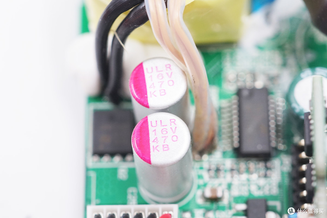拆解报告:ANKER安克PowerCore III Fusin 5K二合一充电器A1624