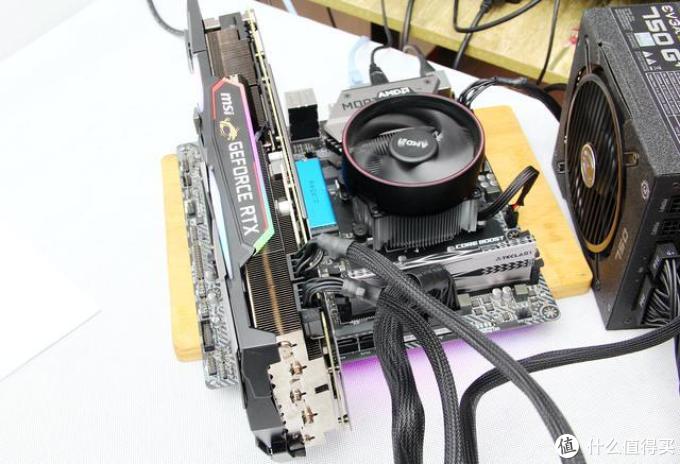 为了光追的信仰!RTX2080 SUPER魔龙超级游戏显卡