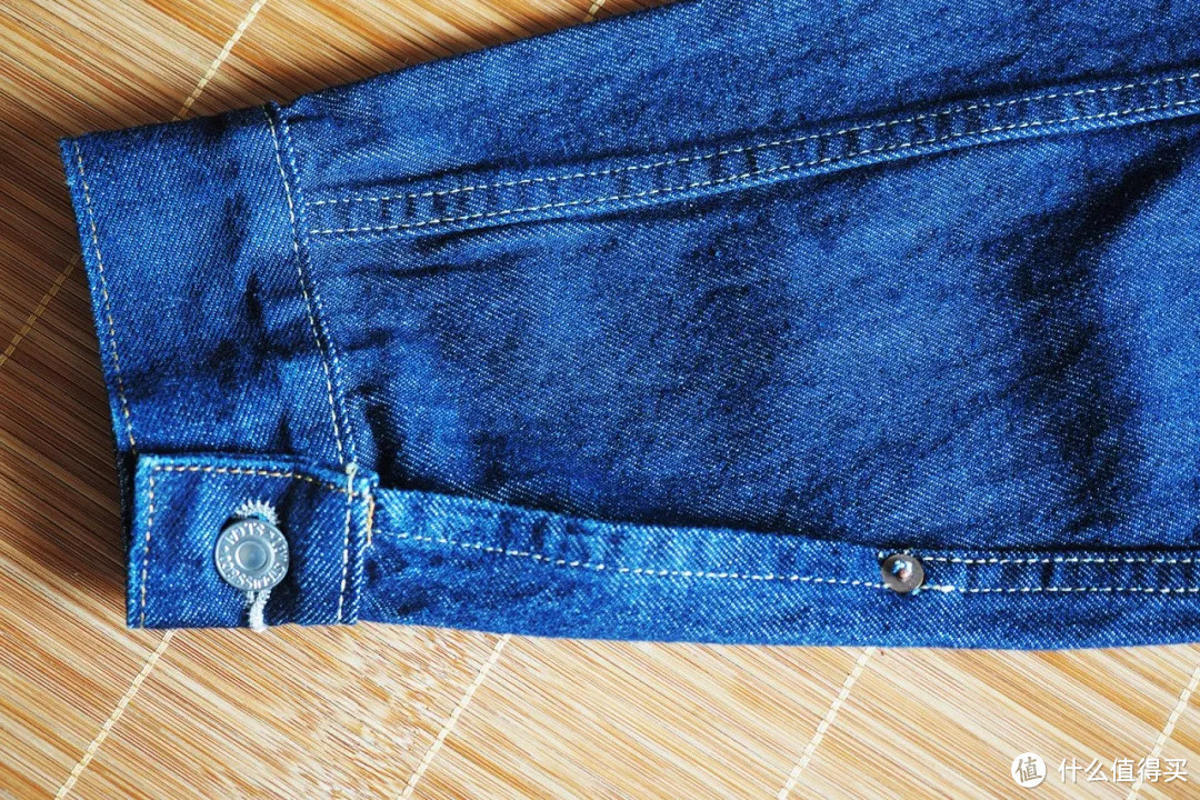 从这件beams和Levi's的联名单宁外套了解一下牛仔外套的历史吧