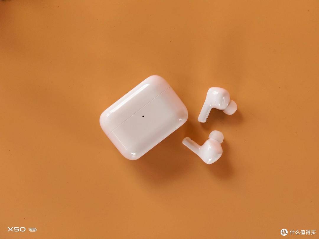 100多选什么TWS耳机？荣耀亲选 EarBuds X1 轻体验