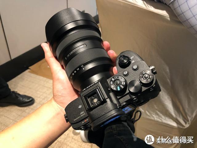 广阔天地，大有所为！索尼发布新品12-24mm超广角变焦恒定F2.8 G大师镜头