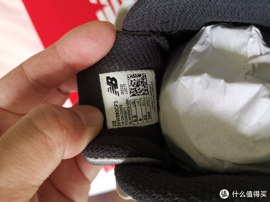 美产元祖灰new balance99x太贵？或许灰色880是不错的选择