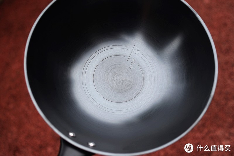 复刻千年传承的铁器 悦味2.0轻量化铁炒锅