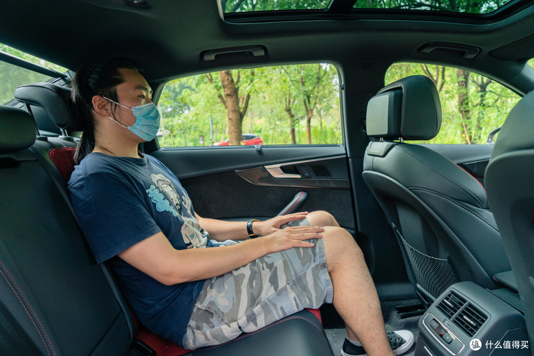 评车场No99:试驾2020款奥迪A4L 45TFSI 这台车真的很均衡