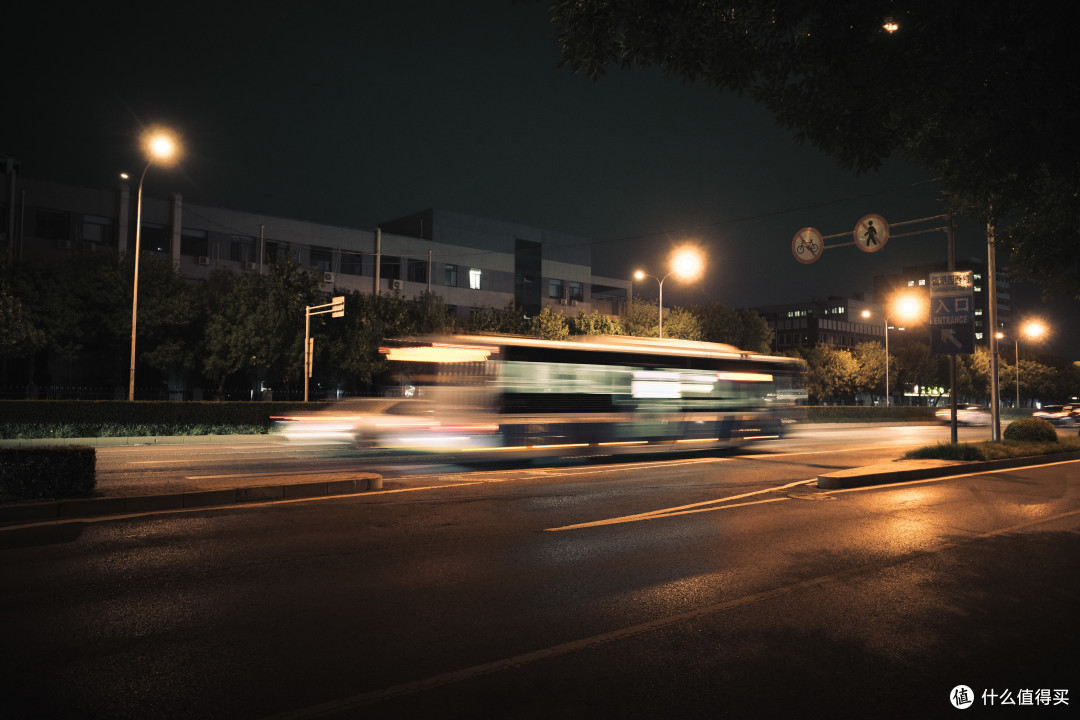 理光gr3初体验,防抖好强!慢快门街拍成功!_数码相机_什么值得买