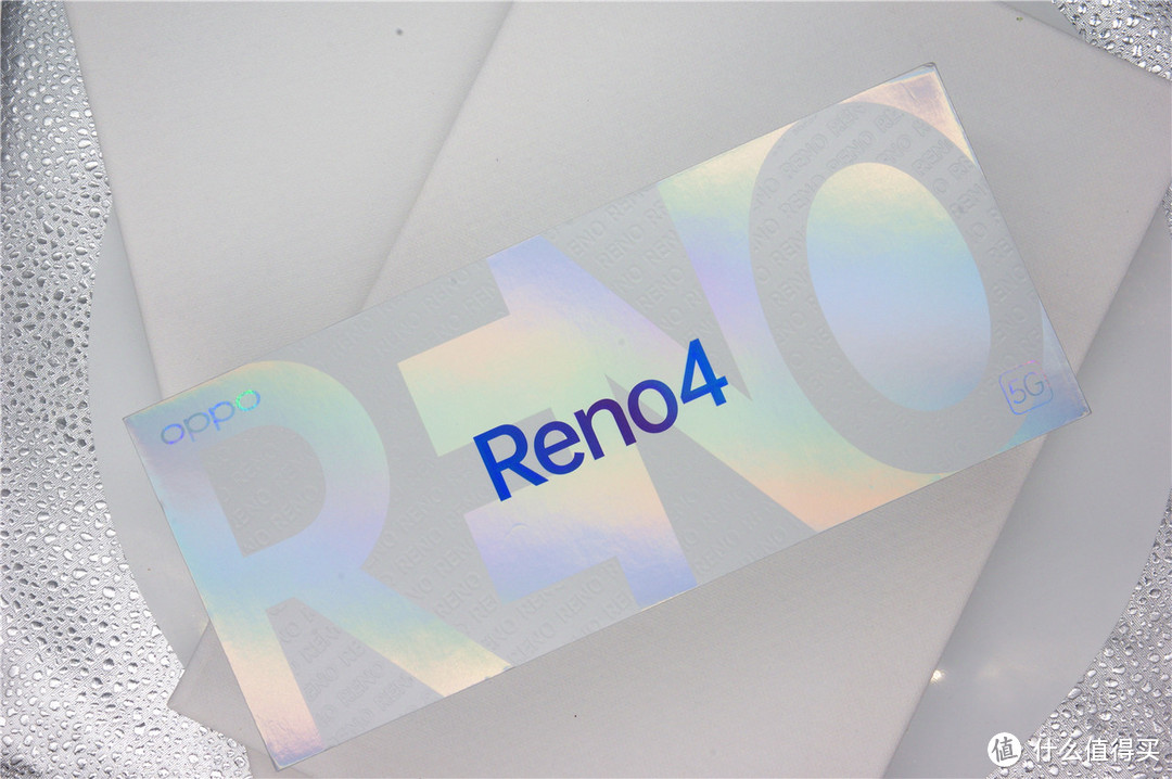 OPPO Reno4 夜拍模式惊喜不断，快充实力闪现！