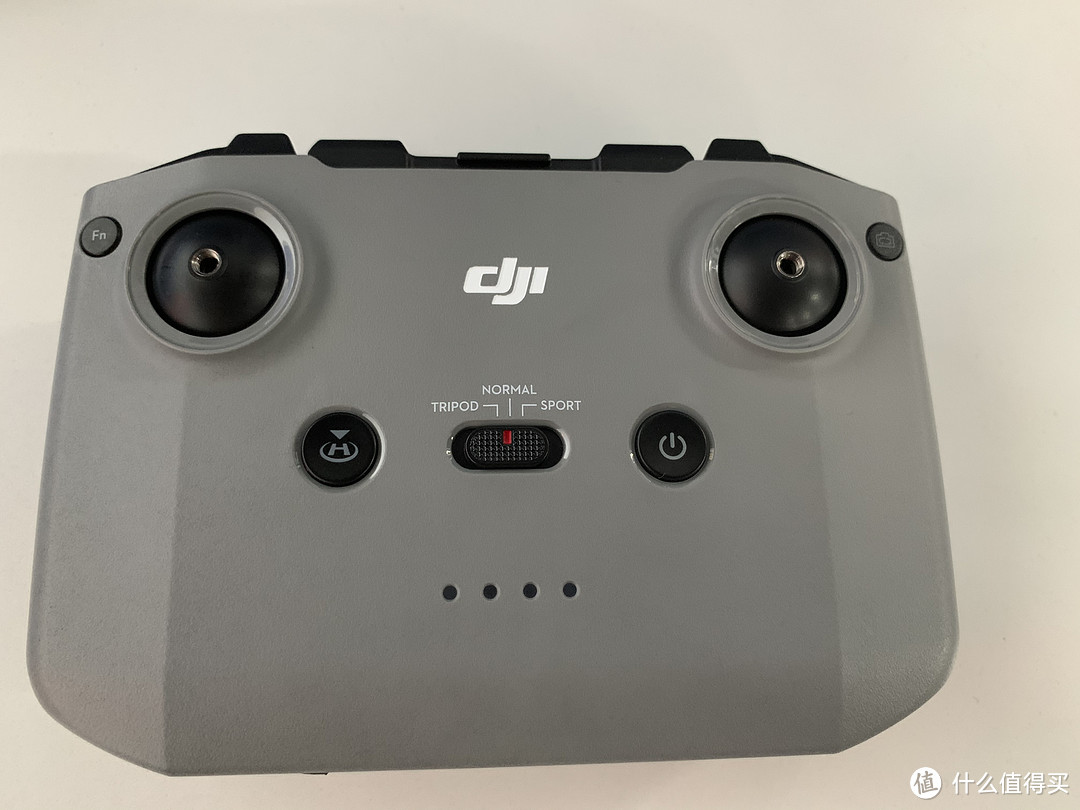 大疆御MAVIC AIR2开箱体验