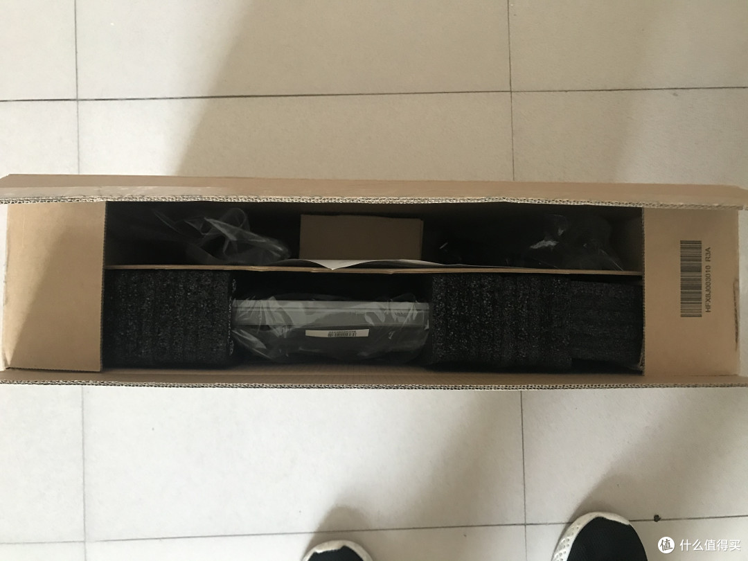 打开箱子顶部俯视图