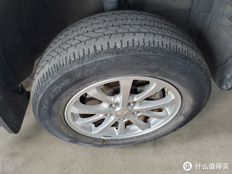 798元更换两条途虎邓禄普轮胎LM705 215/65R16 开箱