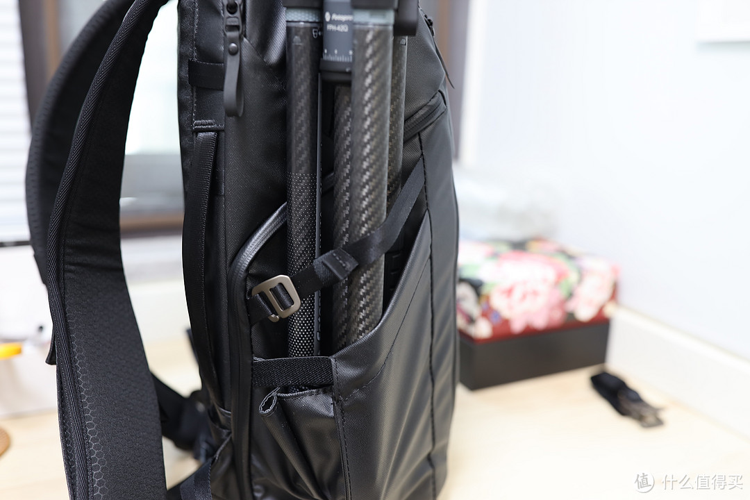 颜值出众的城市摄影包 乐摄宝 Lowepro  FreeLine 纵冠线摄影包BP 350 AW