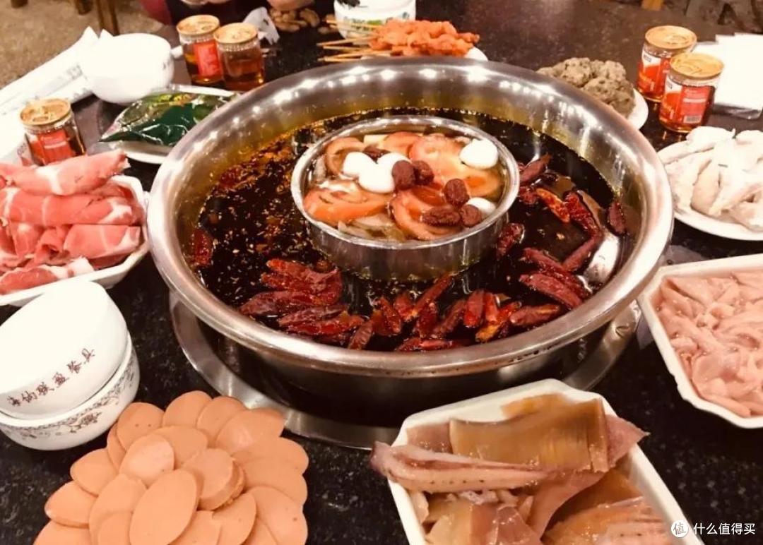 来,送你一份别处看不到的重庆吃喝玩乐攻略